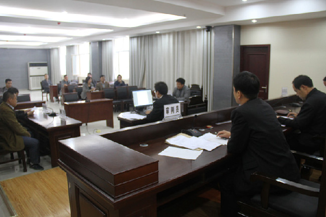 裴宗全院长带头开庭审案助推新型合议庭建设